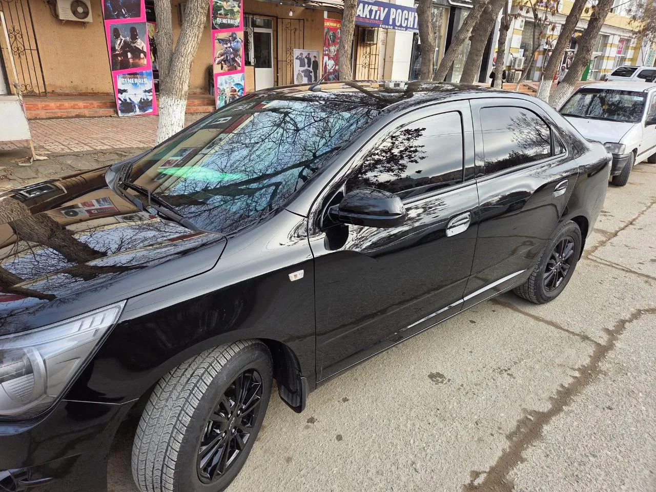 Chevrolet Cobalt - 4