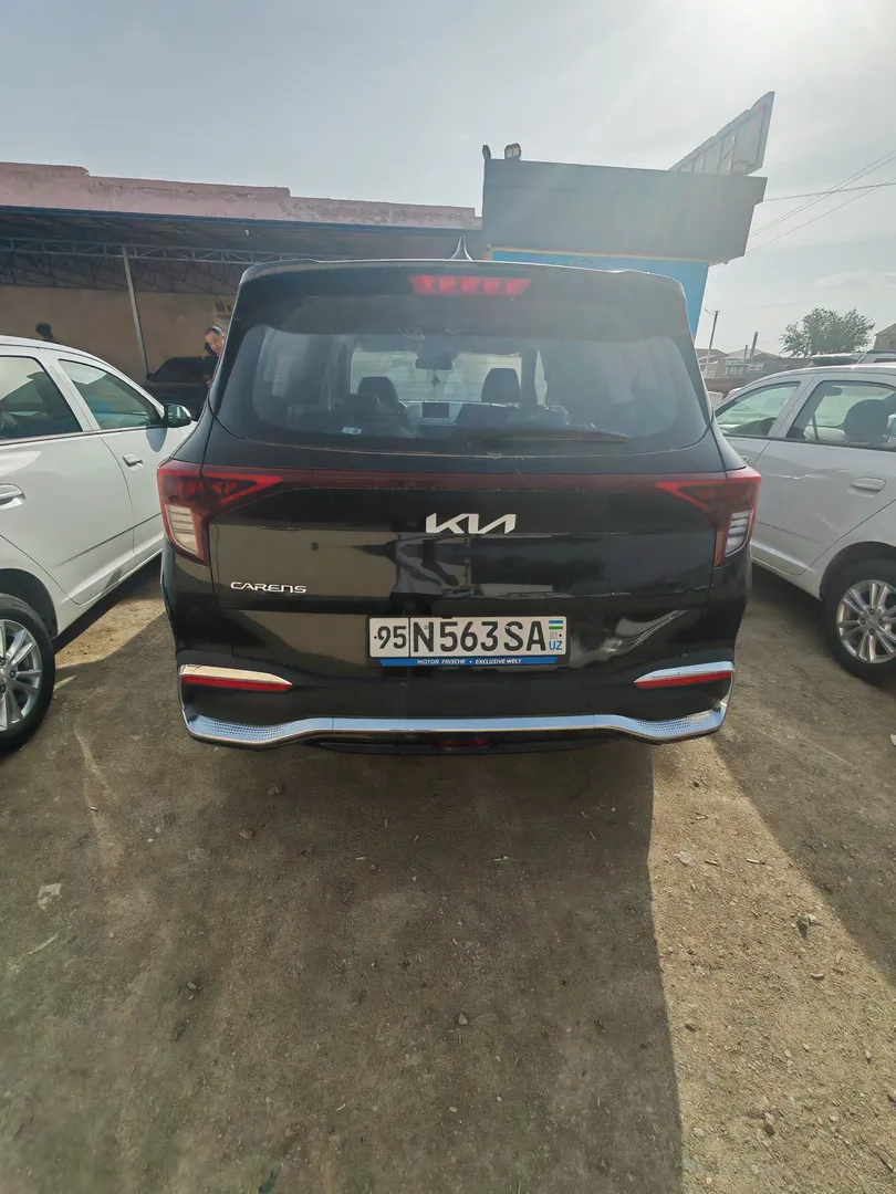 Kia Carens