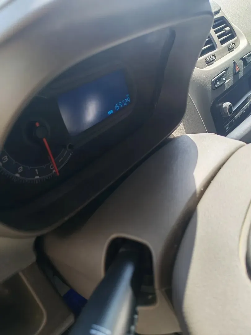 Chevrolet Cobalt - 2