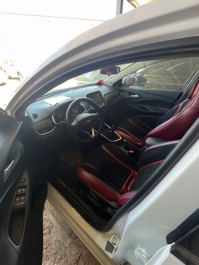 Chevrolet Onix 3 poziciya