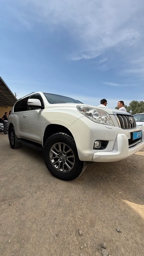 Toyota Land Cruiser 150