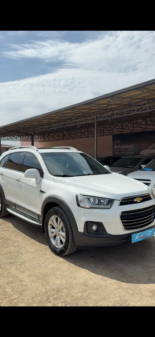Chevrolet Captiva 4