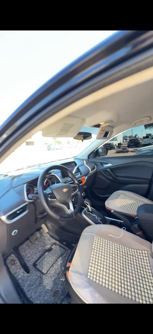 Chevrolet Tracker LT - 2