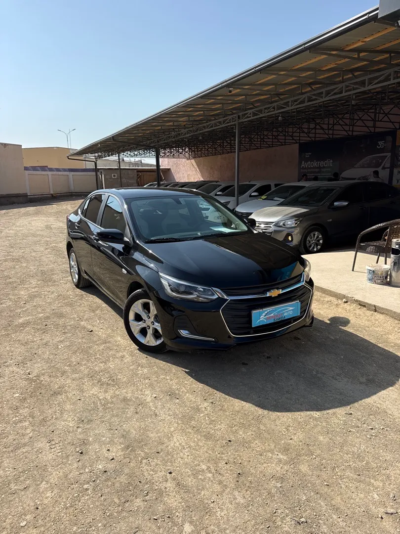 Chevrolet Onix Primer +