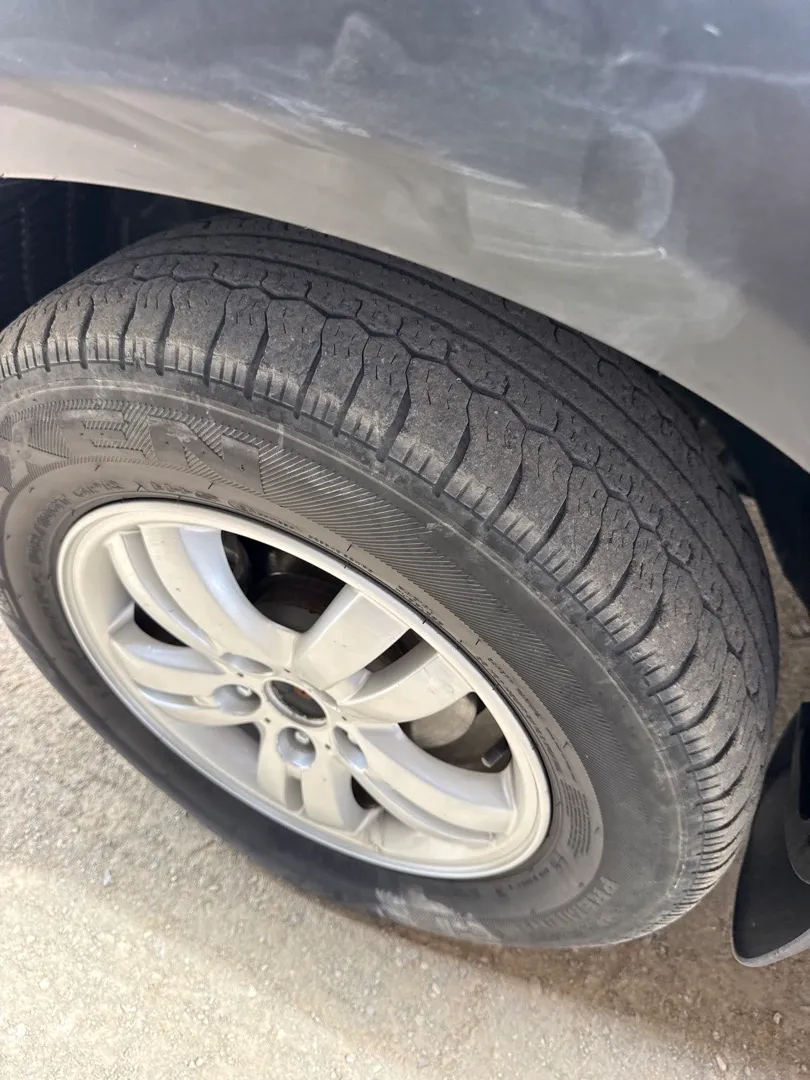 Hyundai Tucson - 2