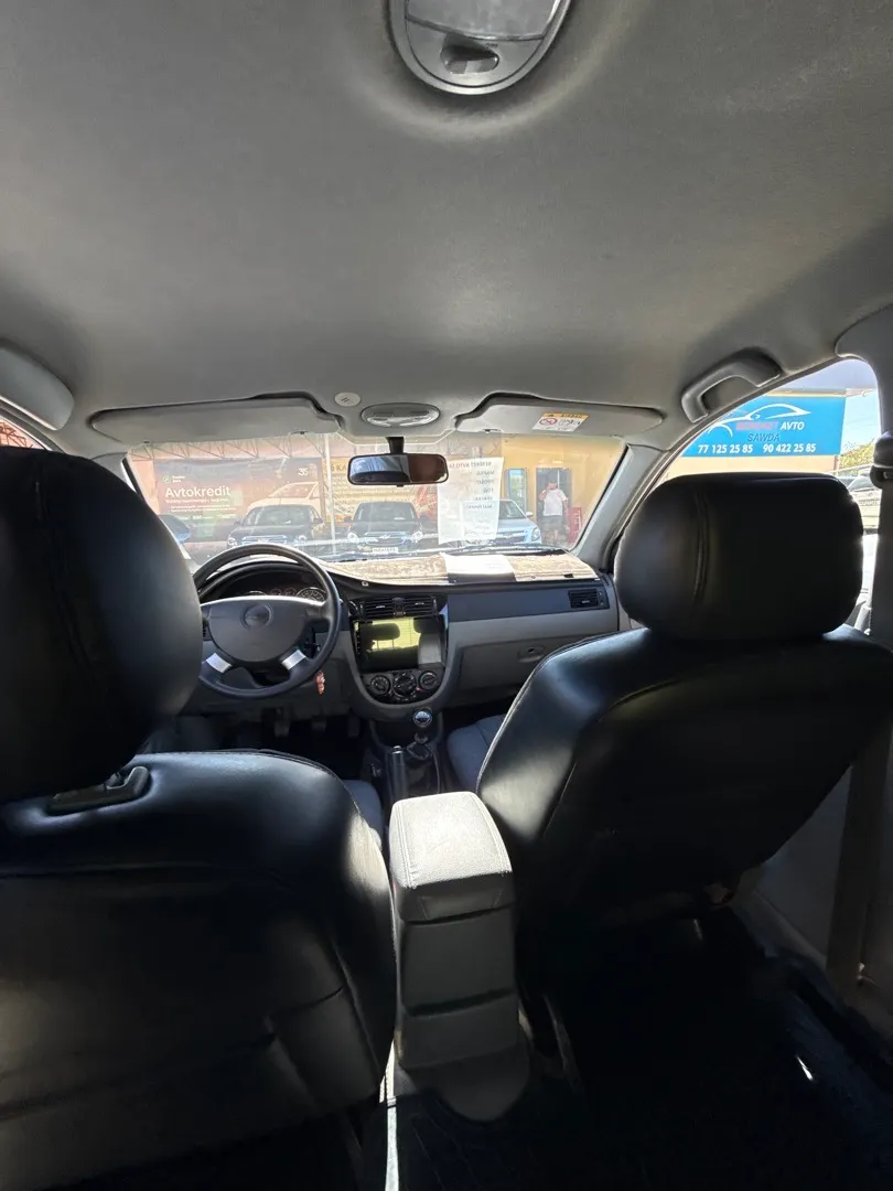 Chevrolet Gentra - 5