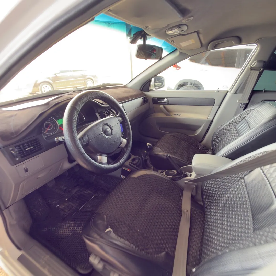 Chevrolet Gentra - 3