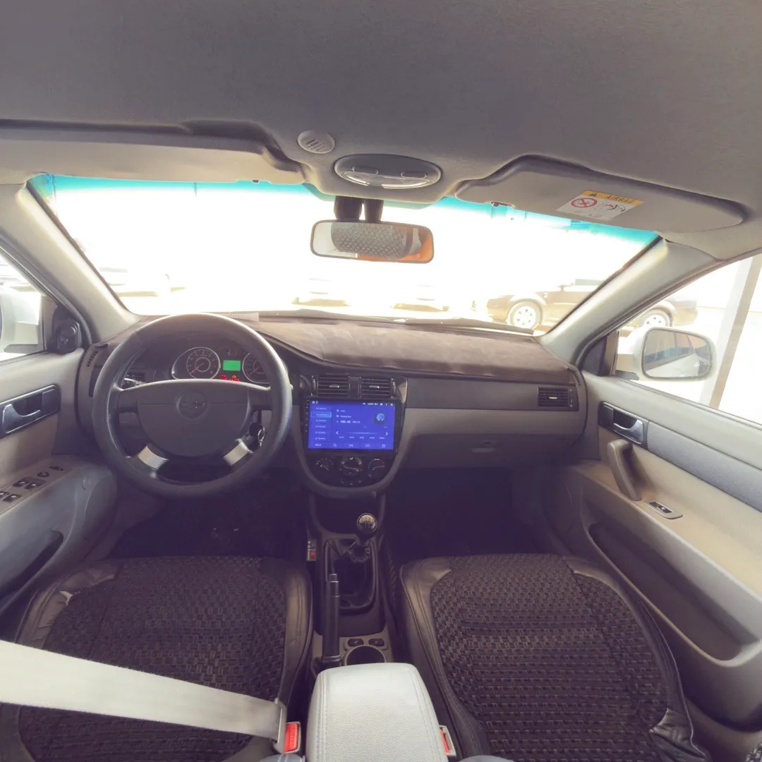 Chevrolet Gentra - 5