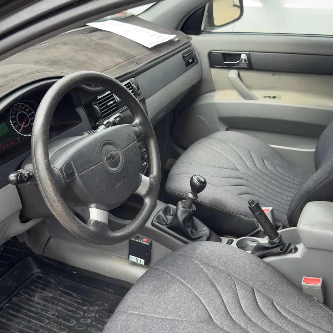 Chevrolet Gentra - 3