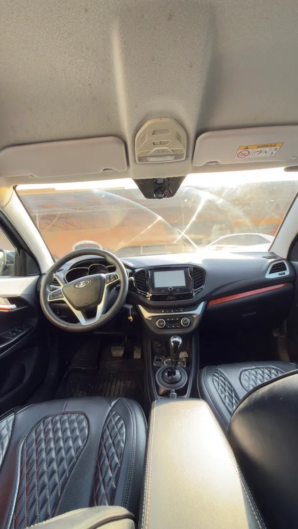 Lada Vesta Cross - 6