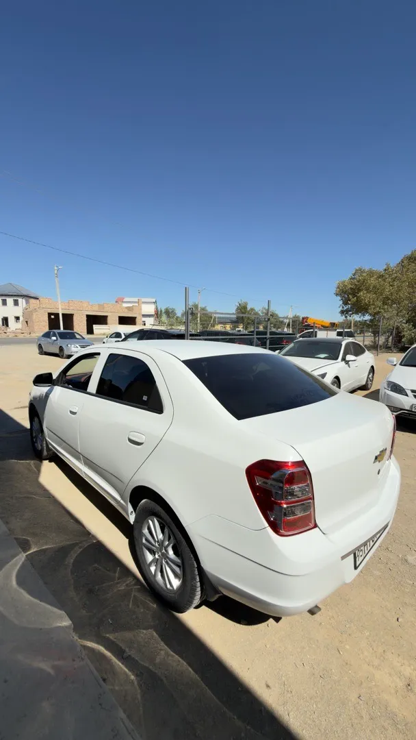 Chevrolet Cobalt - 4
