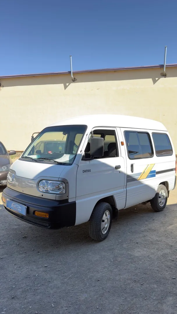 Chevrolet Damas - 2