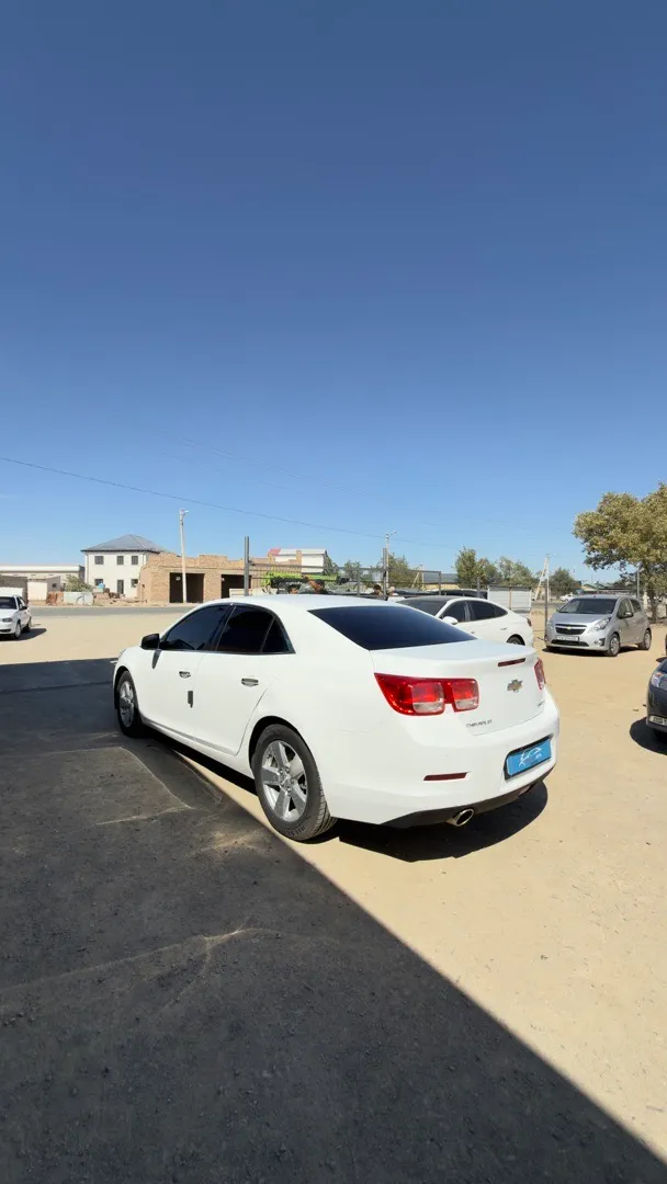 Chevrolet Malibu 1 - 2