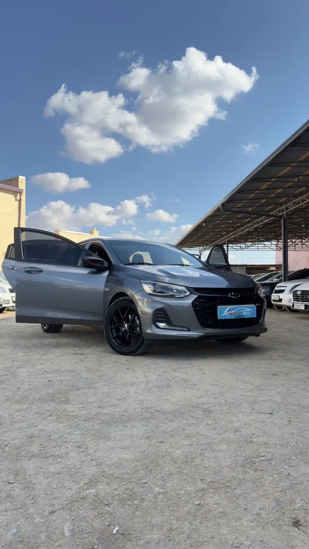 Chevrolet Onix Redline